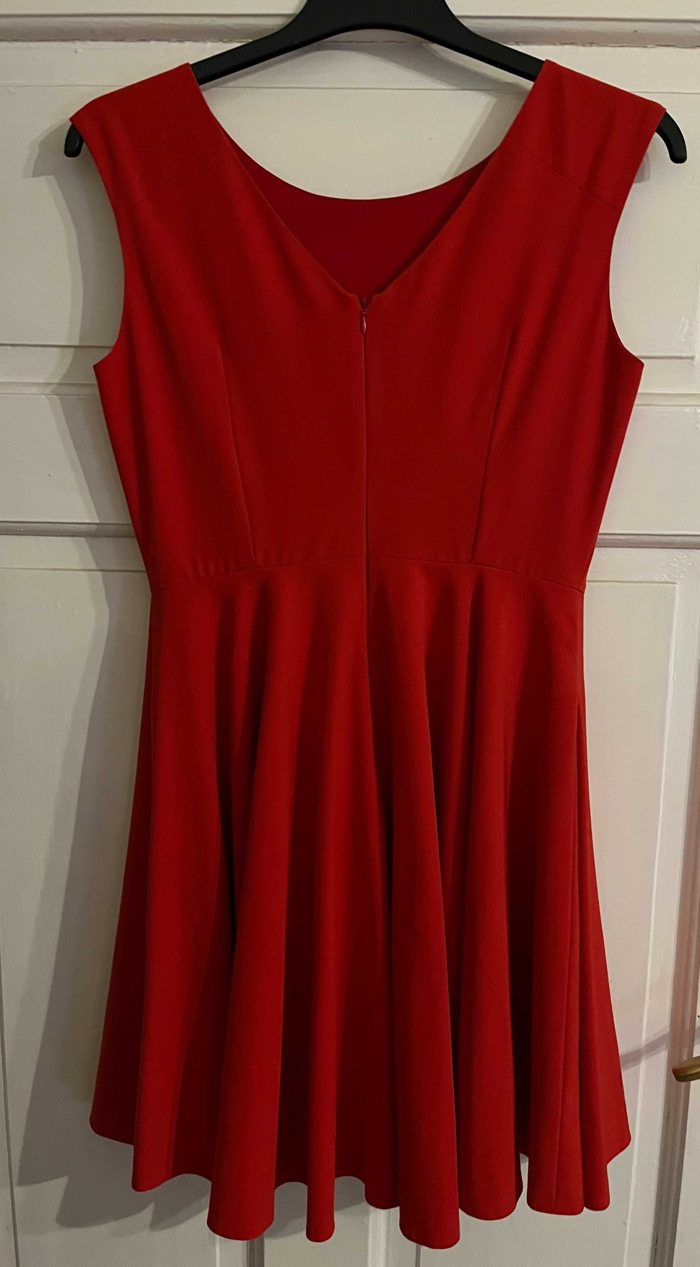 Sukienka czerwona rozmiar 40