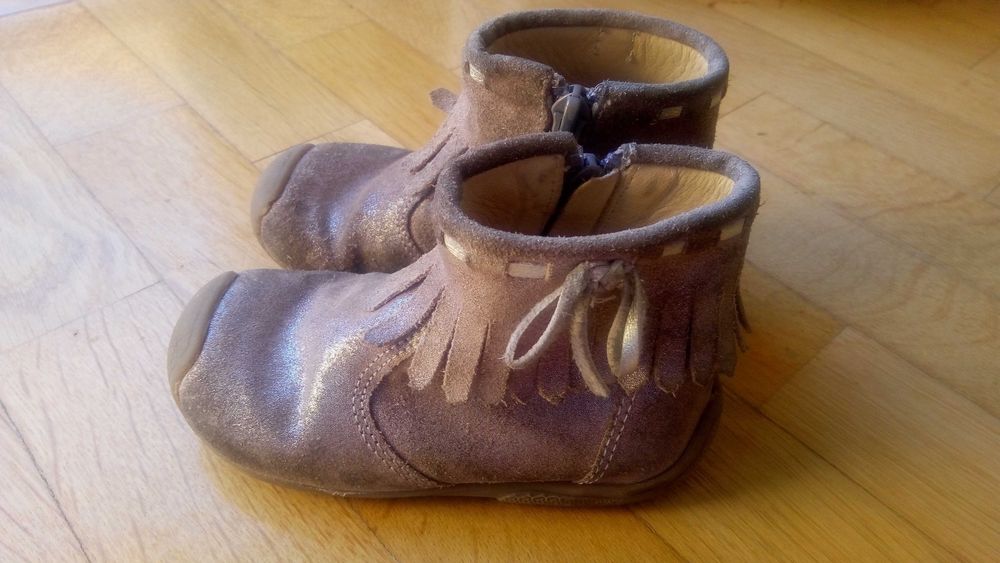 Botas de menina 23 e 24