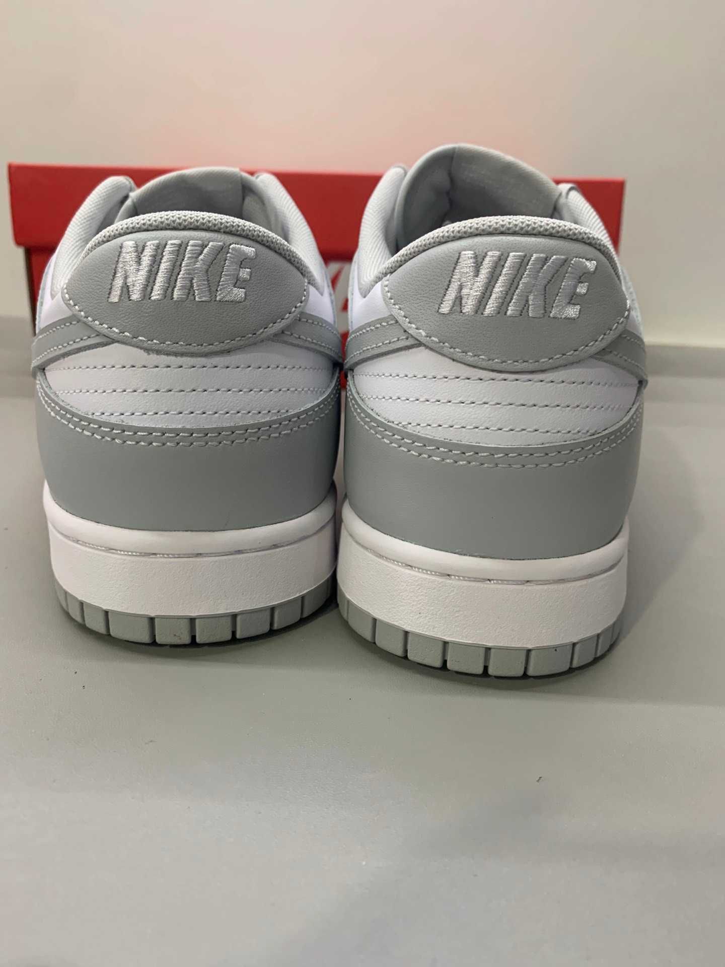 Buty codzienne Nike Dunk Low Grey Fog nowy z metką R.40