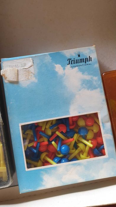 Puzzle de construção com missangas de plástico #NATAL