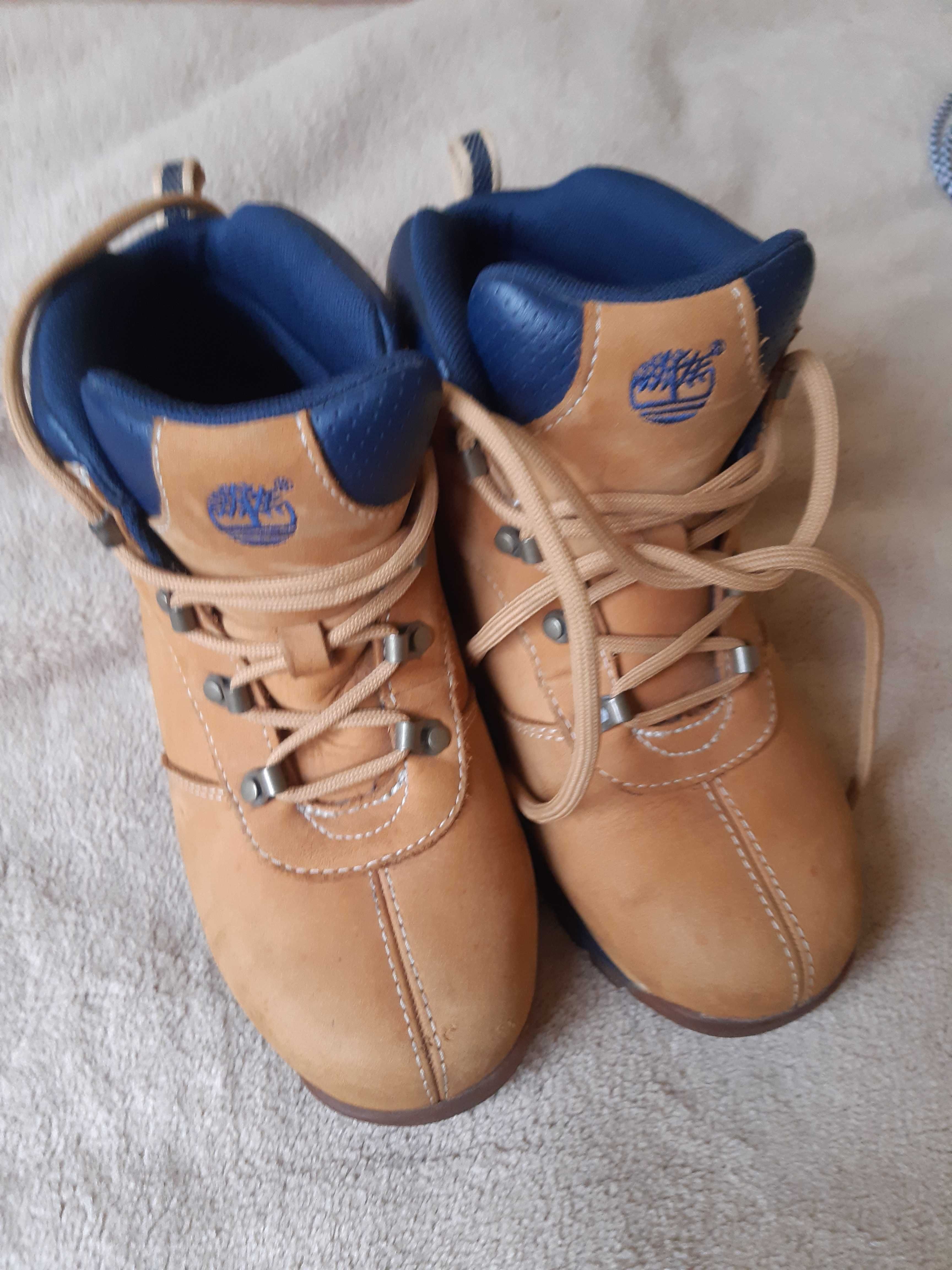 Buty chlopiece znanej amerykanskiej firmy z tradycja TIMBERLAND