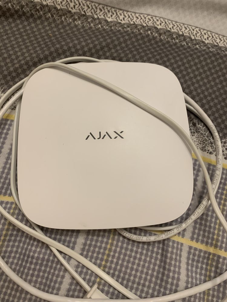 Ajax Hub + 4 Motion Protect + Door Protect + Space Control + Key Pad