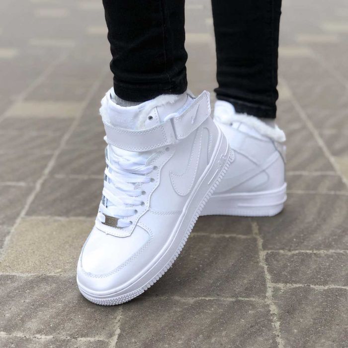 Шкіряні / хутрові кросівки -  Nike Air Force 1