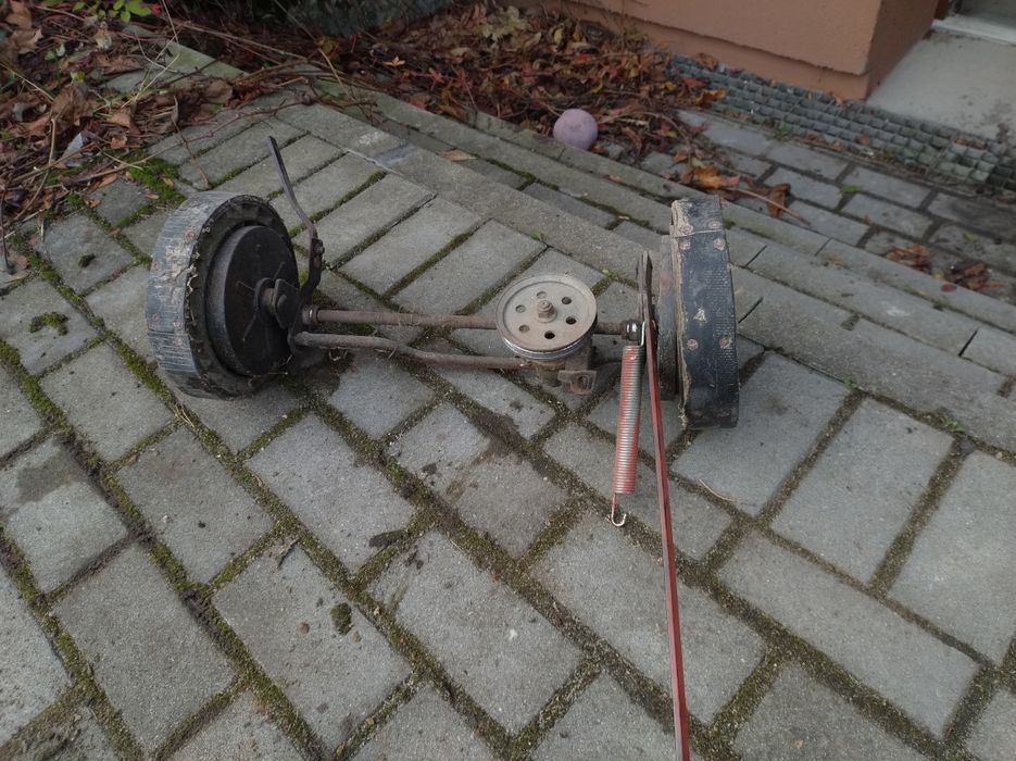 Części kosiarki spalinowej