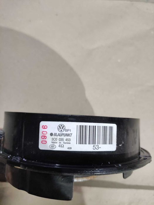 Динаміки Volkswagen passat b6 Skoda A5 динамики задние