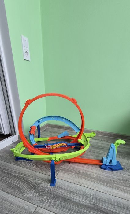Продається Неймовірна Гірка Hot Wheels!