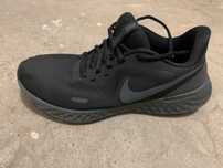 Nike revolution 5 r. 43
