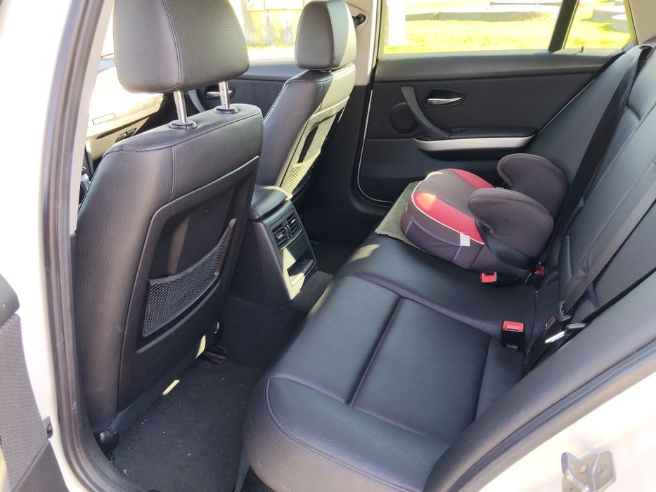 BMW 318d LCI Touring