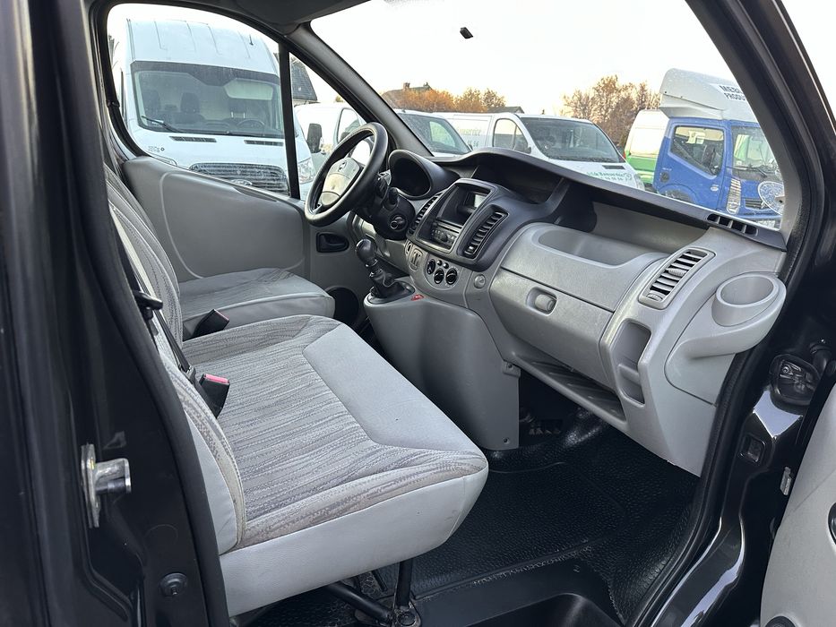 Opel vivaro nissan primastar renault trafic KLIMA 2013 rok