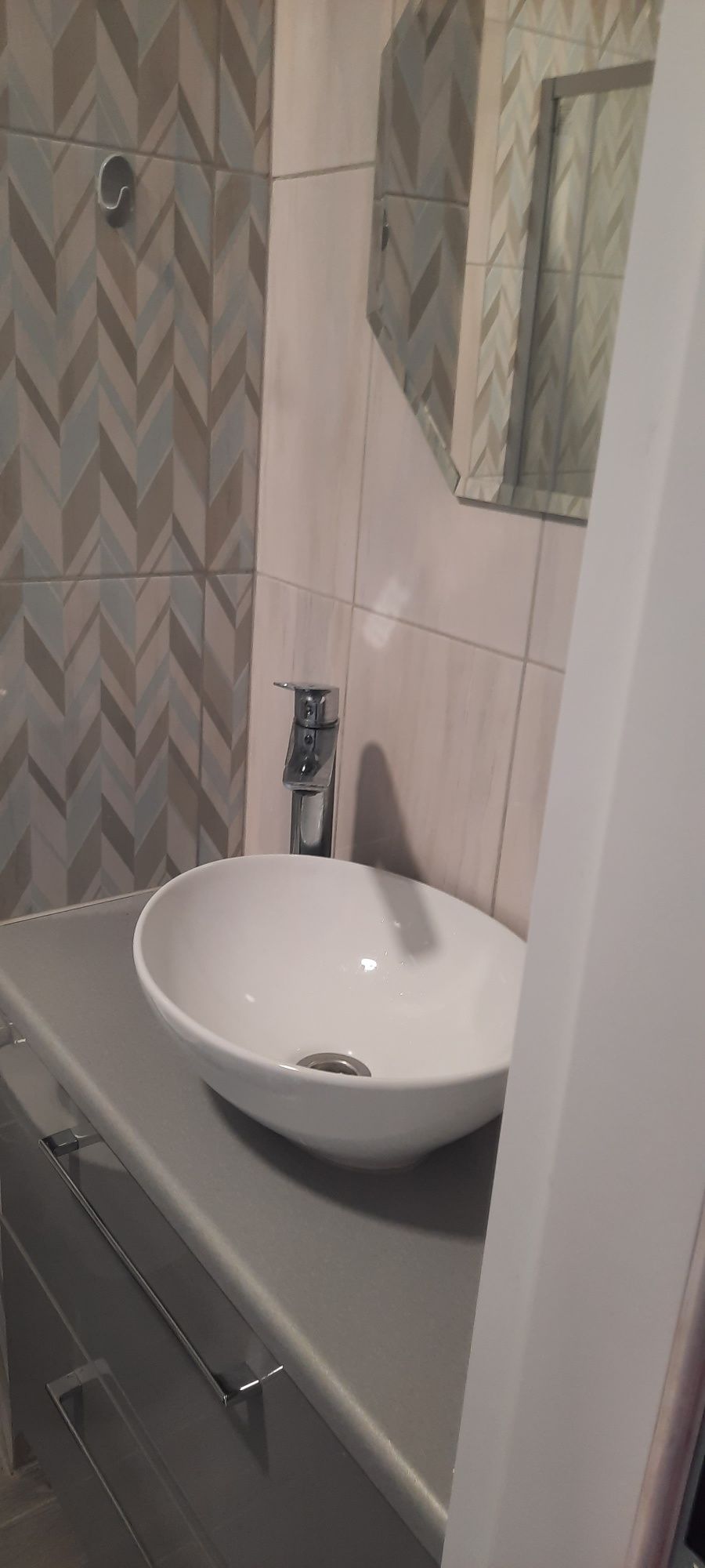 Do wynajęcia nowa kawalerka z balkonem