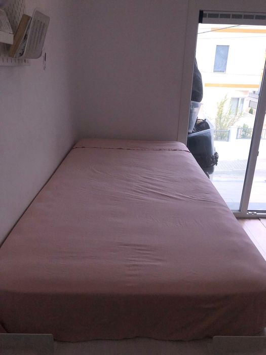 Cama de solteiro(a)