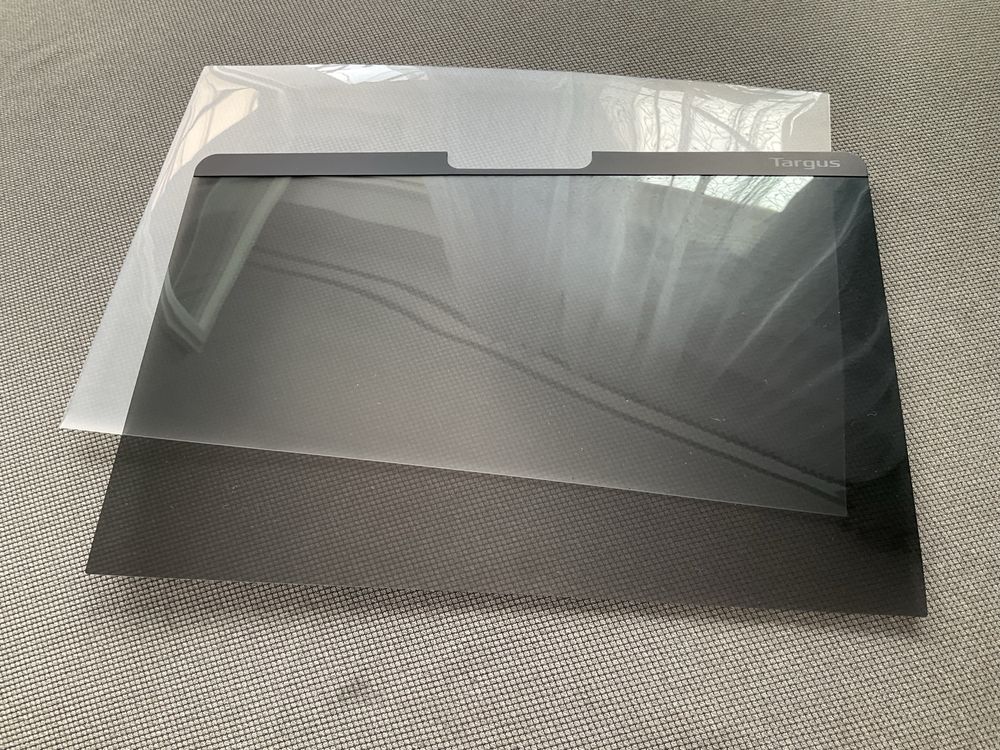 Macbook 12 intel m3 unikat mniejszy niz air m3 i m4 filtr nano prywat