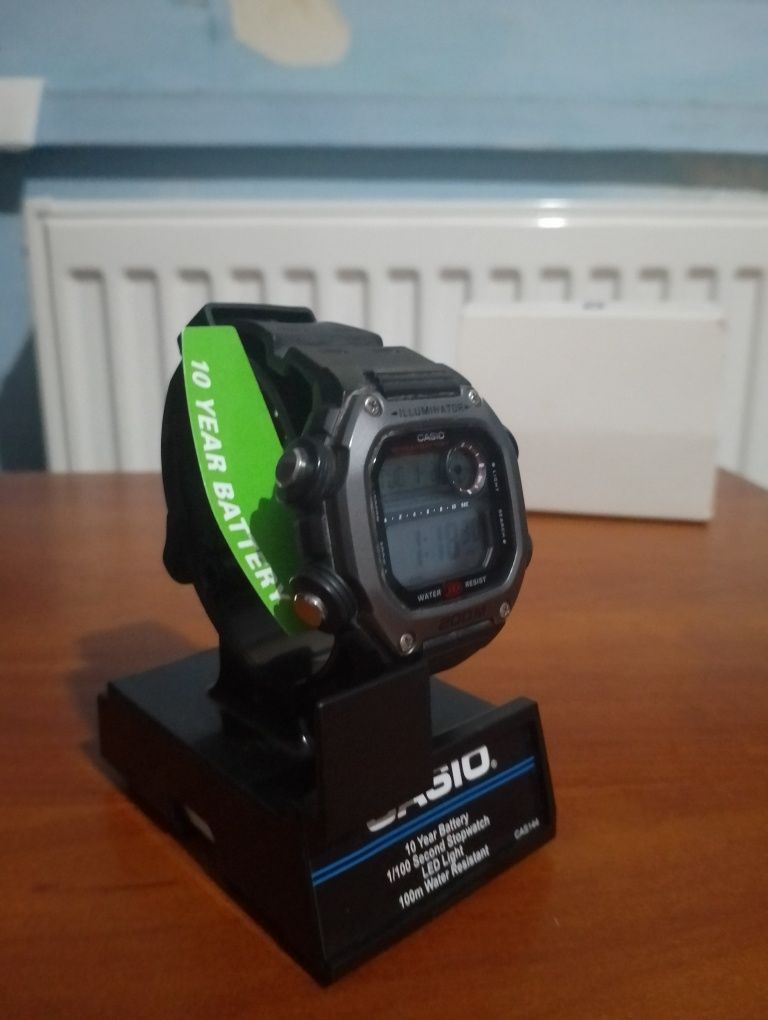 Годинник Casio Illuminator