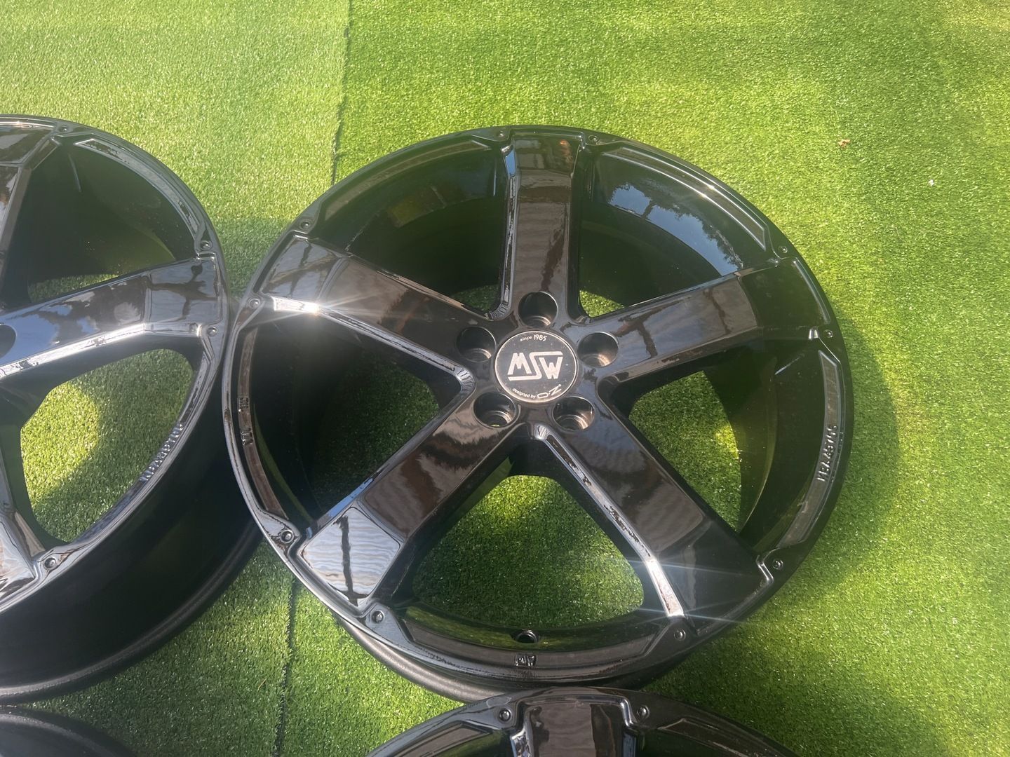 KOMPLET FELG FELGI ALU MSW 18 5X108 ET45 FORD VOLVO EXPERT TOYOTA PROACE