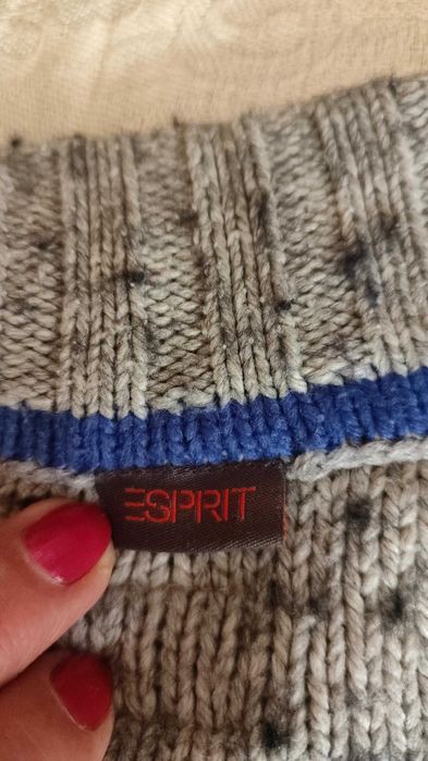 Sweterek chłopięcy Esprit rozm 104/110