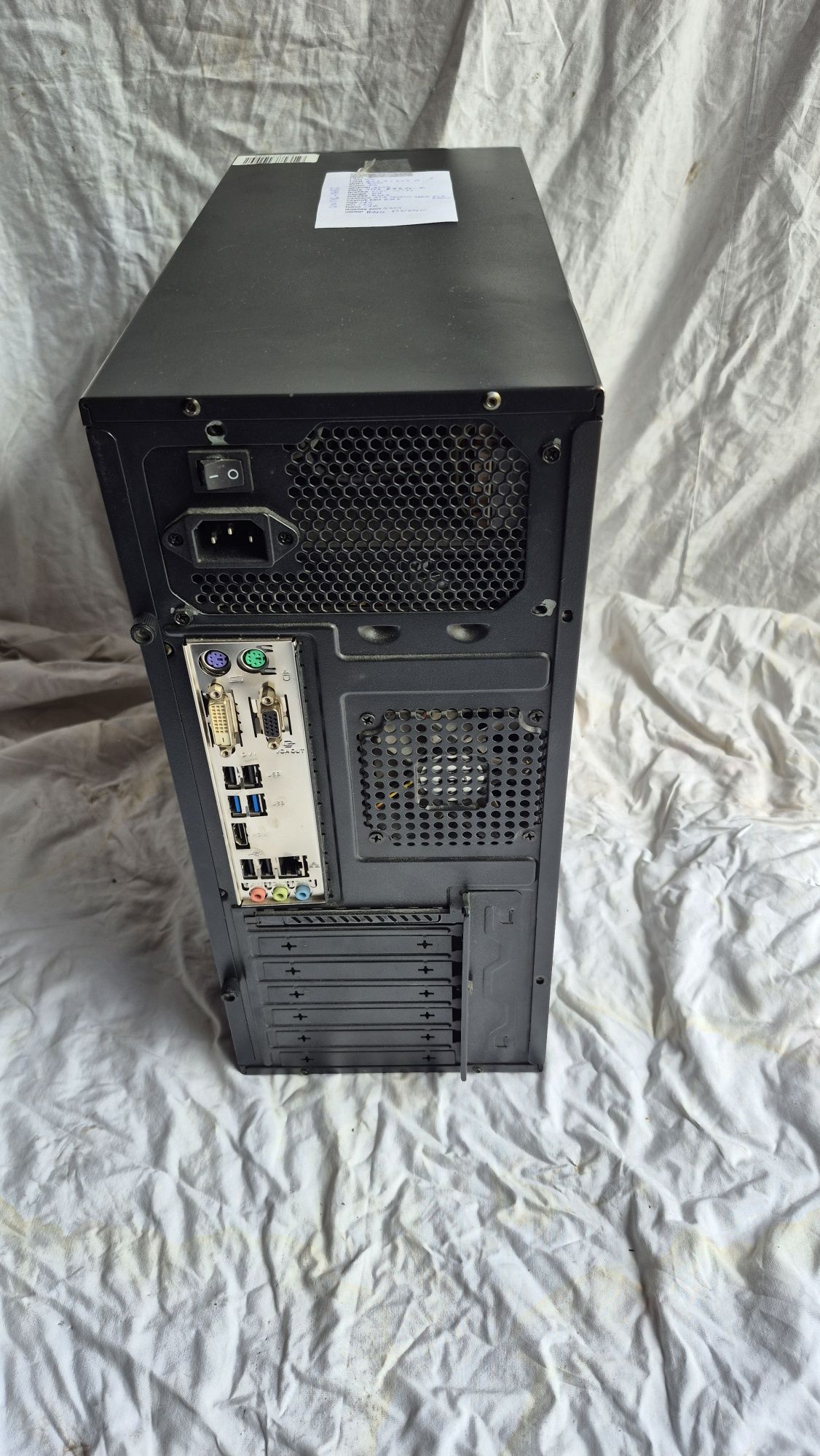 komputer Płyta główna ASUS B85M-G + i3-4130 8GB RAM zasilacz radix 500