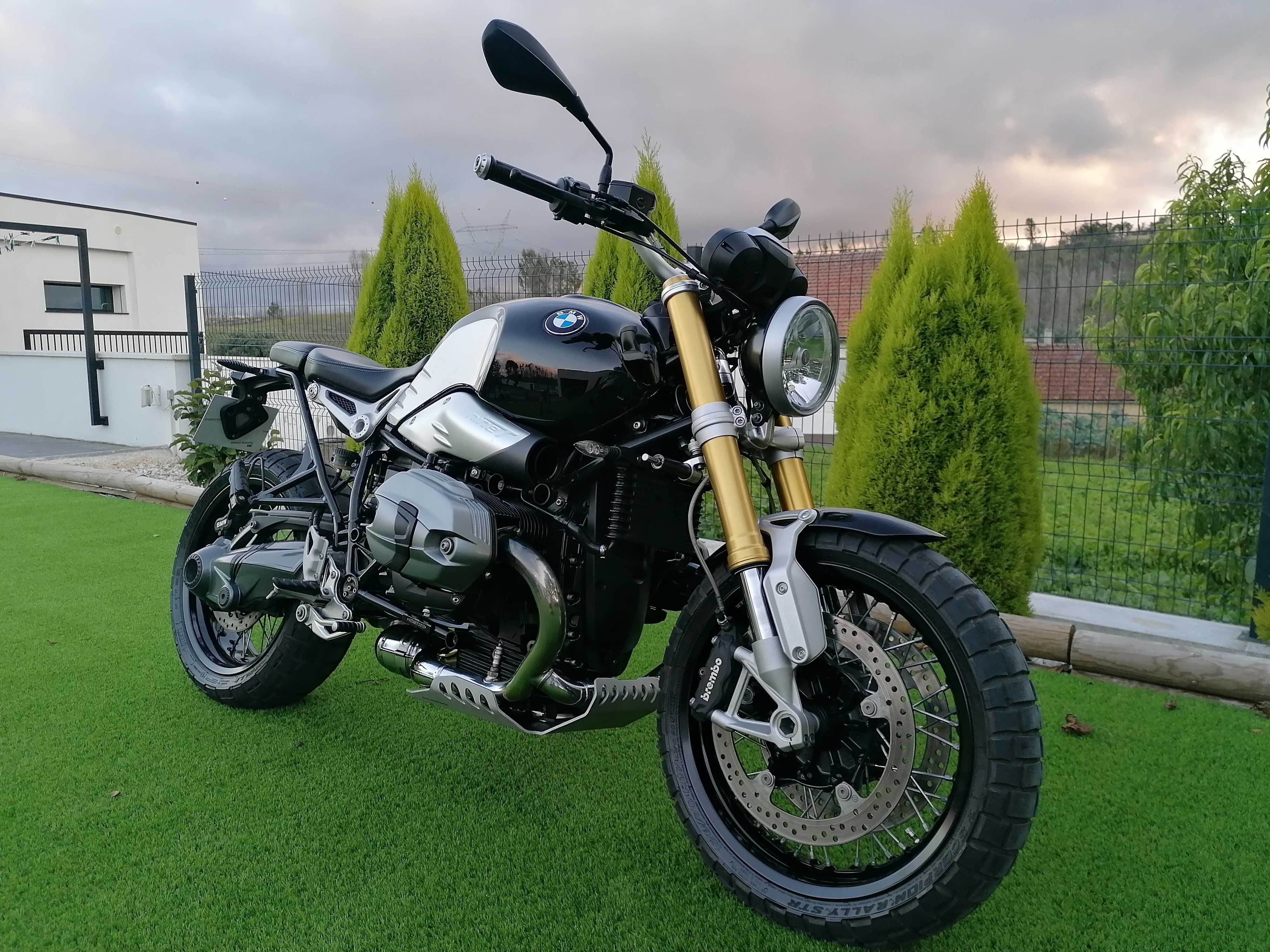 BMW R Nine T Roadster