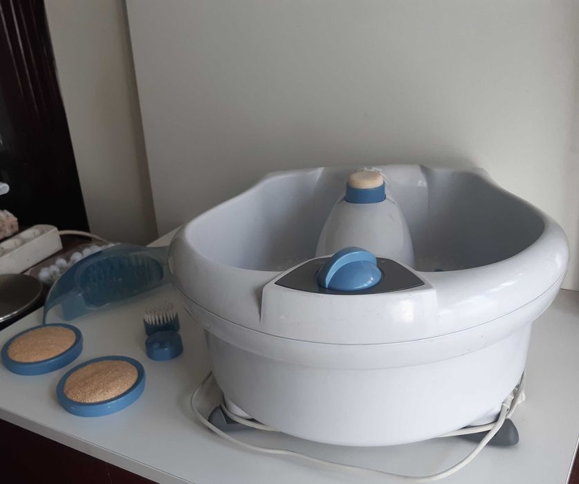 BaByliss Hydro Spa Plus Hidro Massagem p/ Pés Funcional