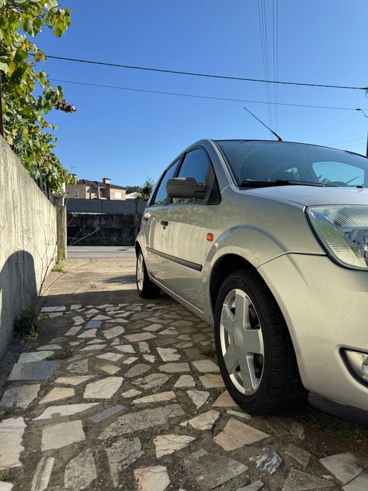 Ford fiesta 2004