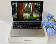 Apple Macbook Pro 13 Retina / M1 / 8GB RAM dysk 256 GB / Touchbar