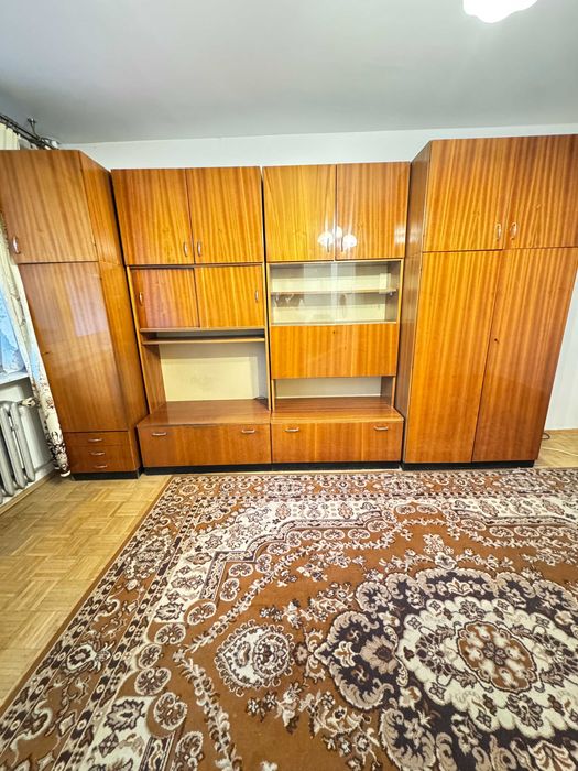 Sprzedam regał z epoki PRL – klasyka designu lat 70/80