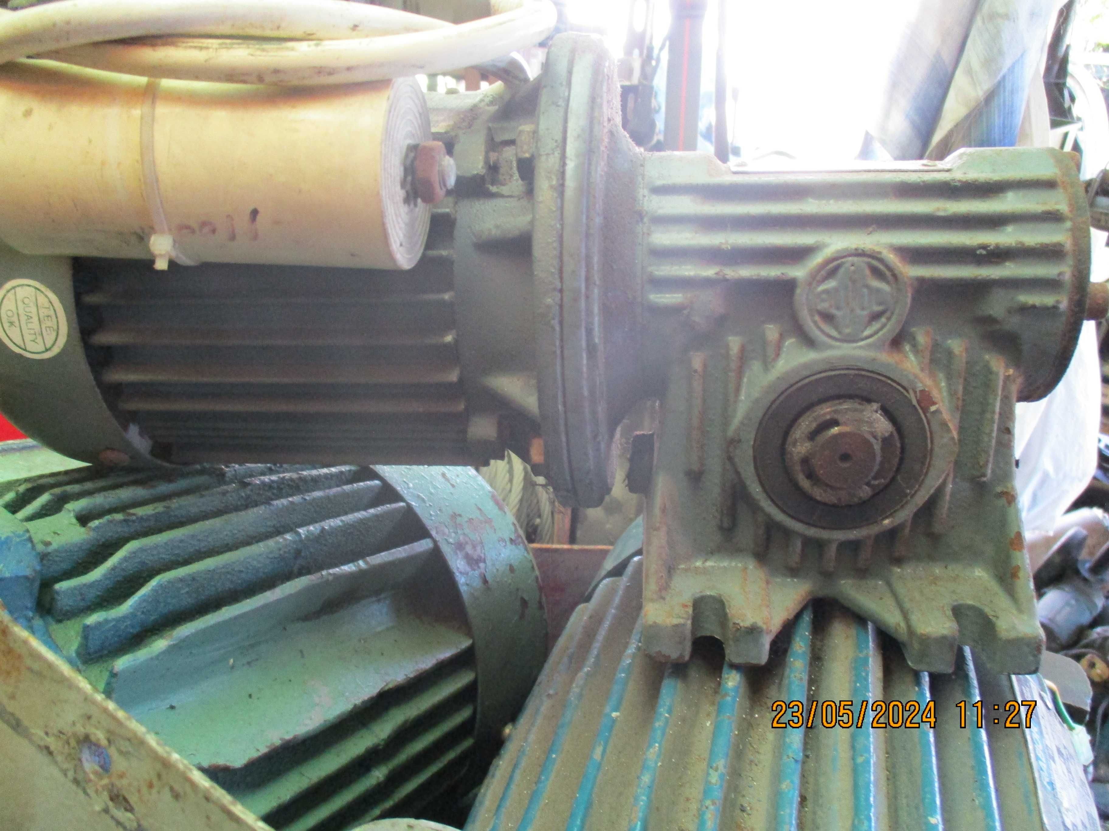 motor electrico com redotora  mono fasico