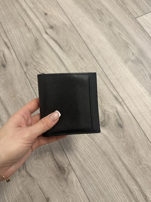 Гаманець чорний шкіряний