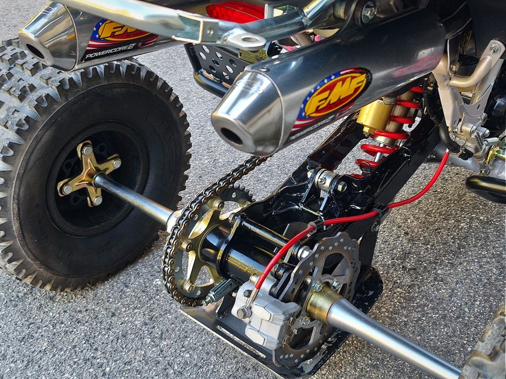 Yamaha Banshee Ler anúncio