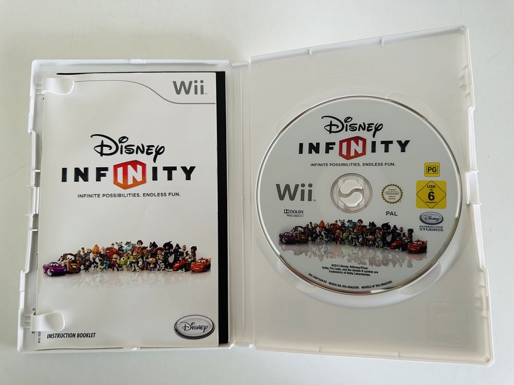 Pack Infinity Disney jogo Wii + portal + 5 peças