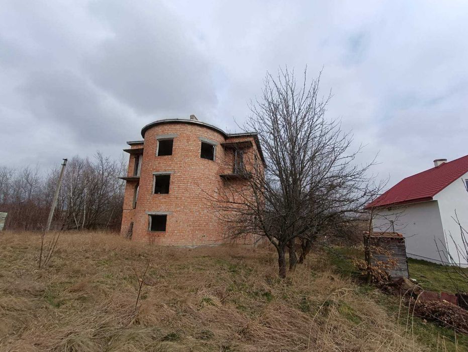 Продаж великого 3-х поверхового будинку, с. Лішня, 3км. до Дрогобича!