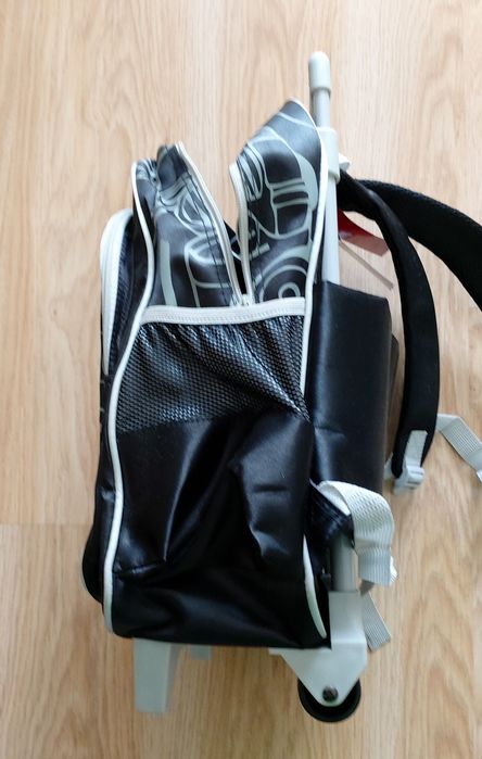 Plecak na kółkach Cars, nowy