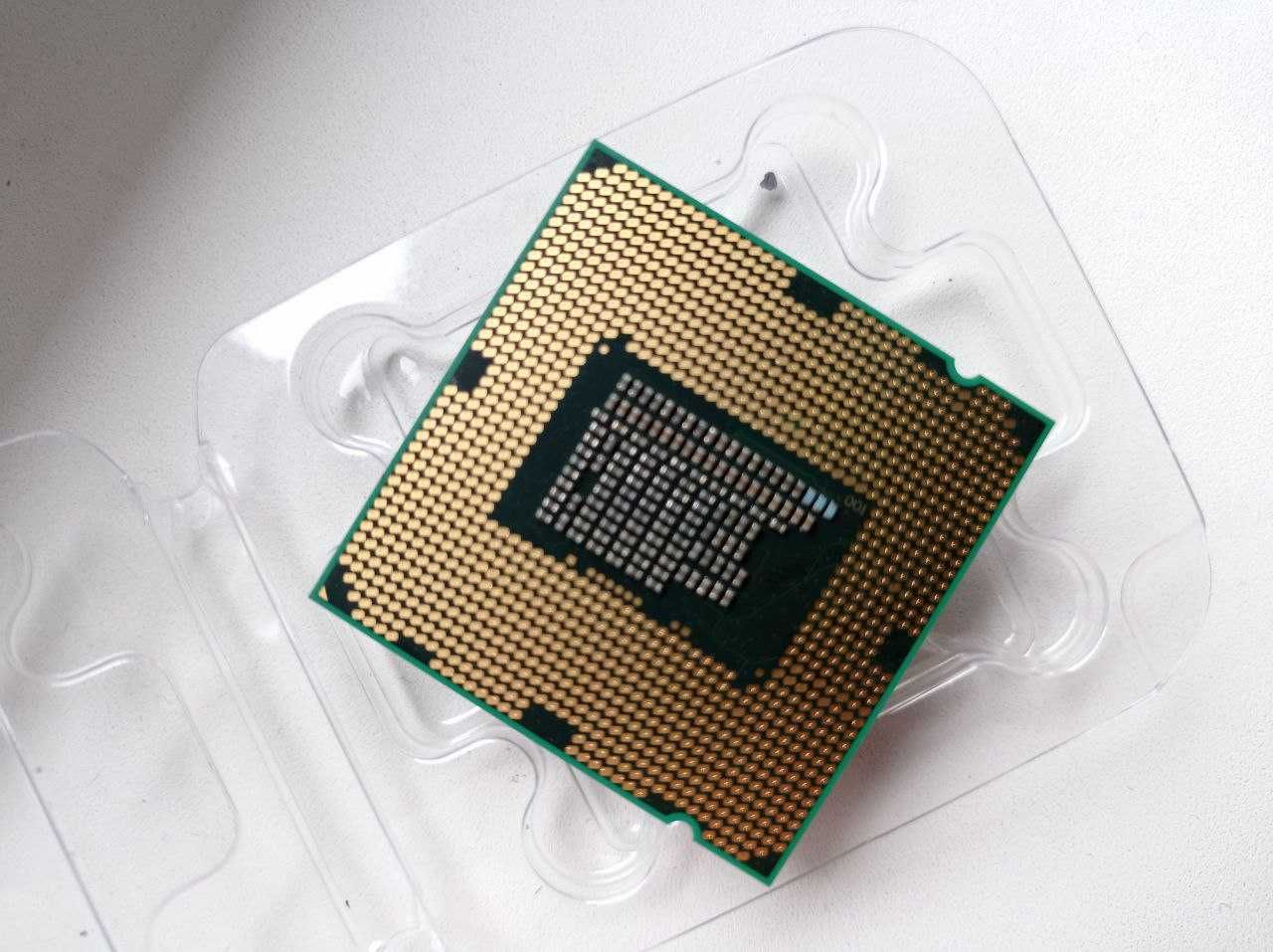 Процесор Intel I3-2120, частота 3.30 GHz