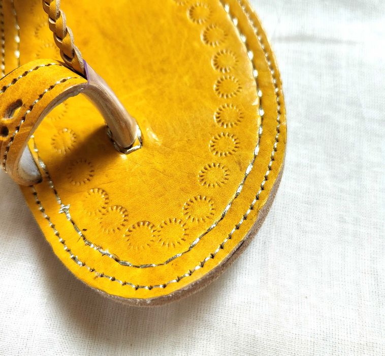 KOHYL Skórzane japonki kohalpuri 37 żółte orientalne boho hippie retro