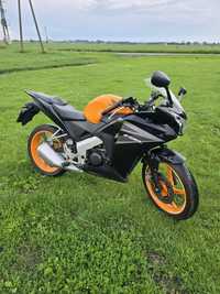 Honda CBR 125r 2016