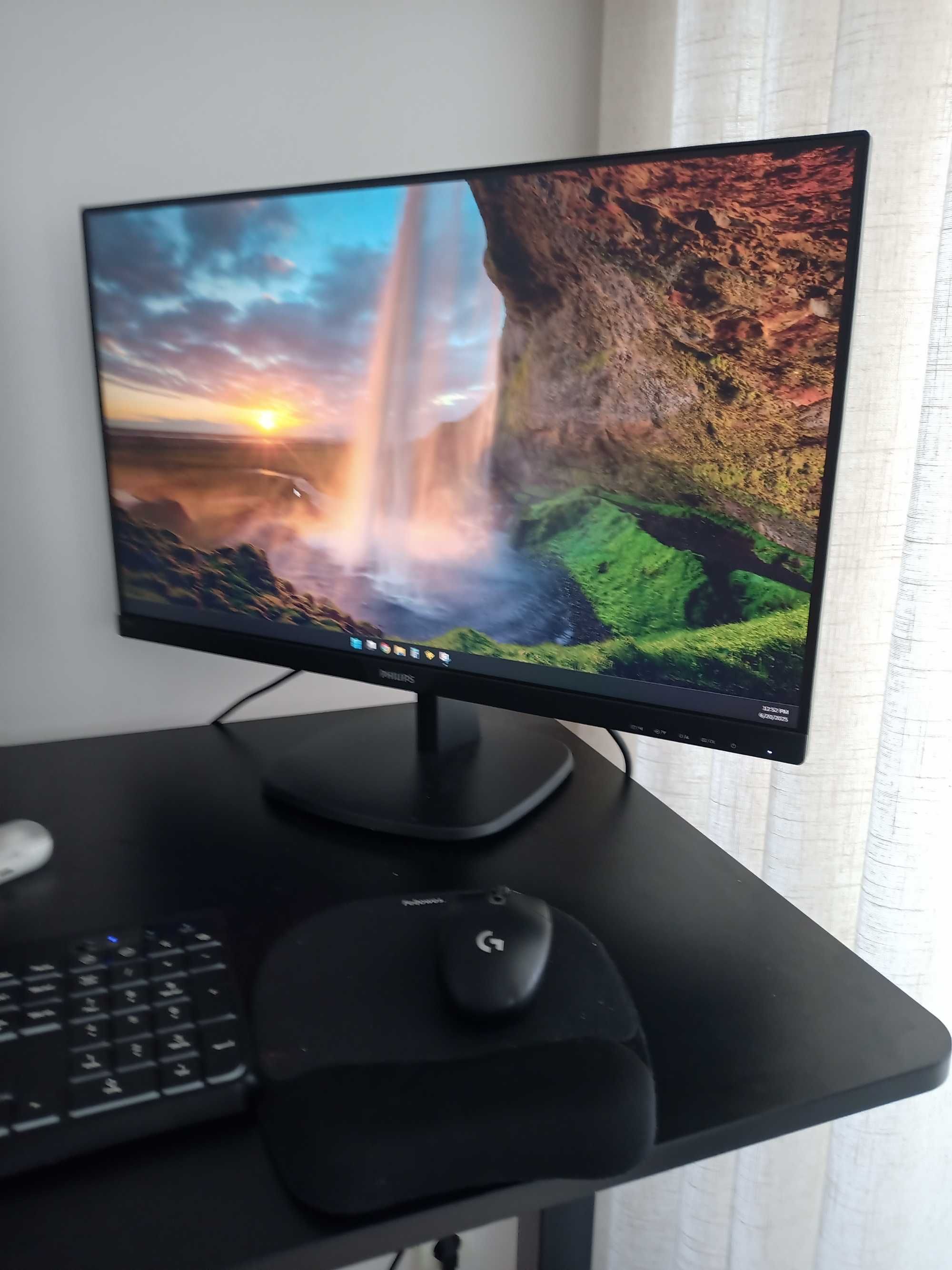 Philips Monitor LCD Full HD 273V7QDSB/00, Monitor IPS (Full HD, 75Hz