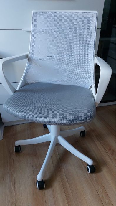 Krzesło fotel do biurka Agata meble