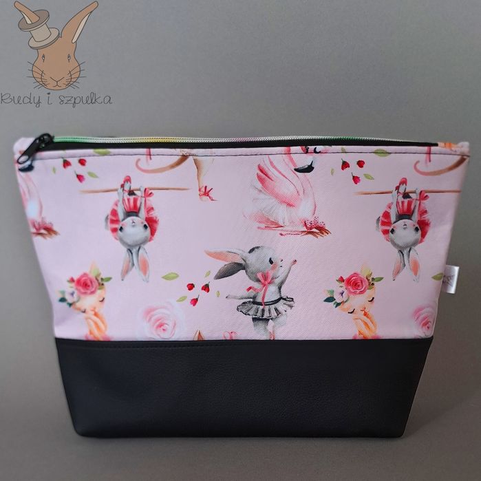 Kosmetyczka z motywem zwierzęcym