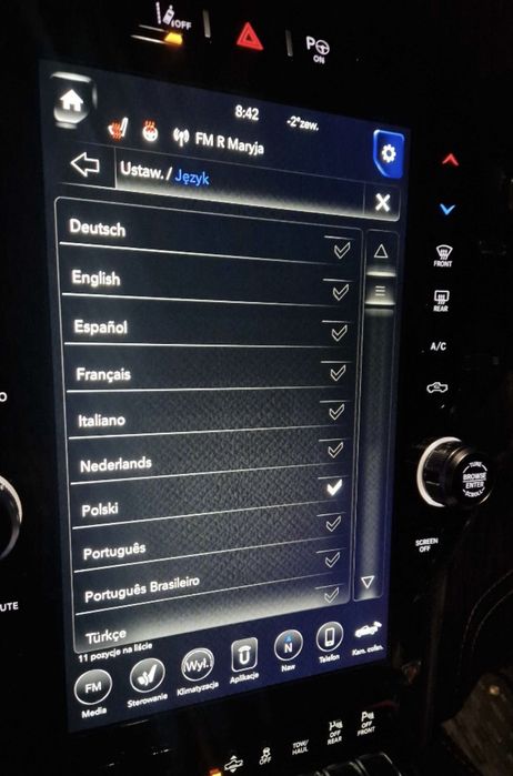 Jeep Dodge Chrysler Radio Kodowanie USA Polski Radio Lampy Mapy