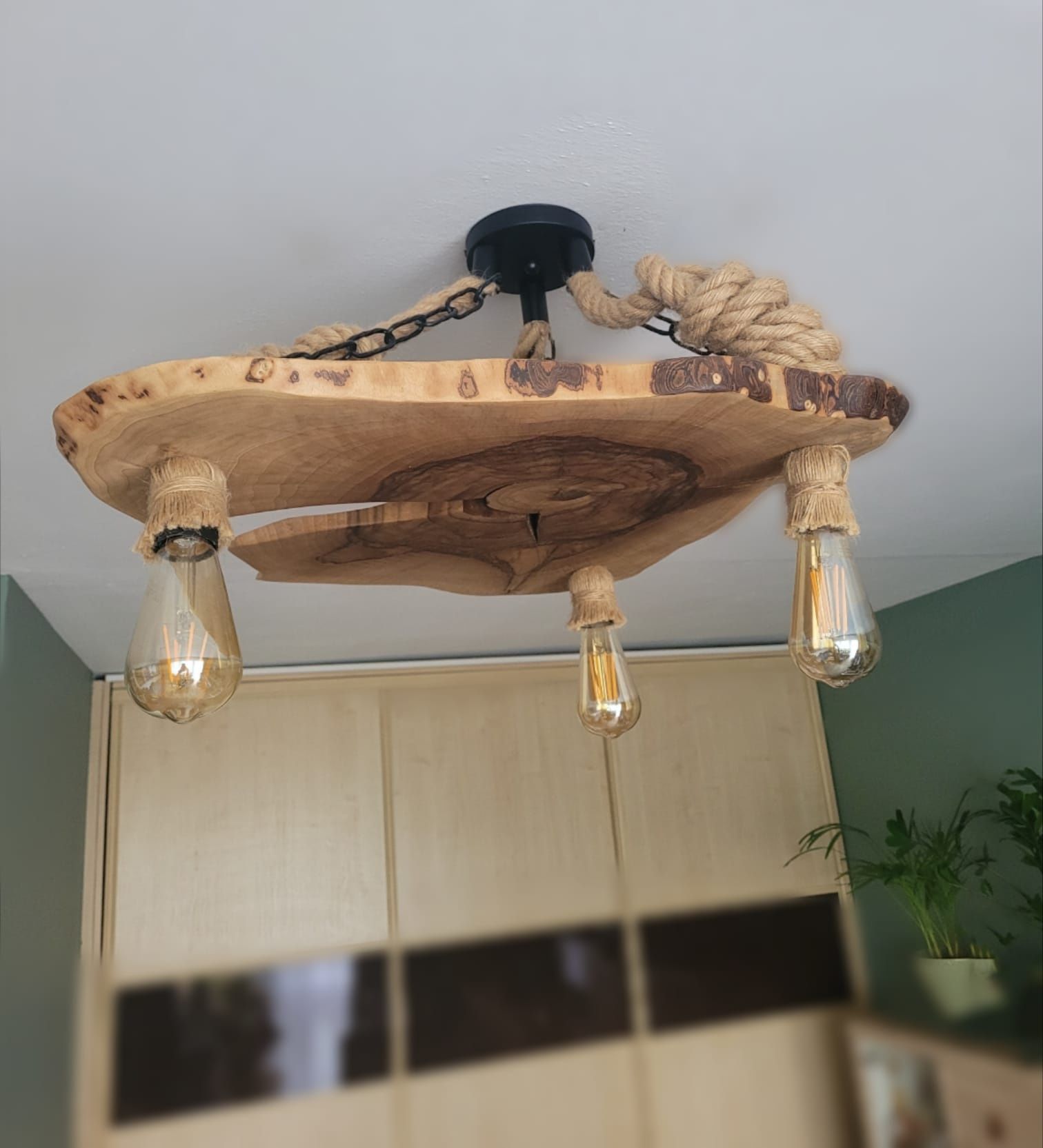 Lampa wisząca z plastra orzech włoski sznur jutowy Loft Handmade