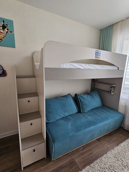 кровать детская и диван раскладной для 2х взрослых в комплекте