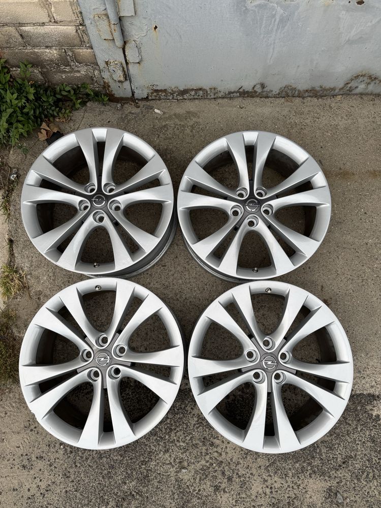Opel insignia opc диски алюминиевое 8.5jx20 5x120 et4