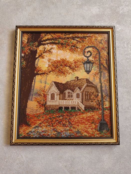 Картина з бісеру ""Барвиста осінь"