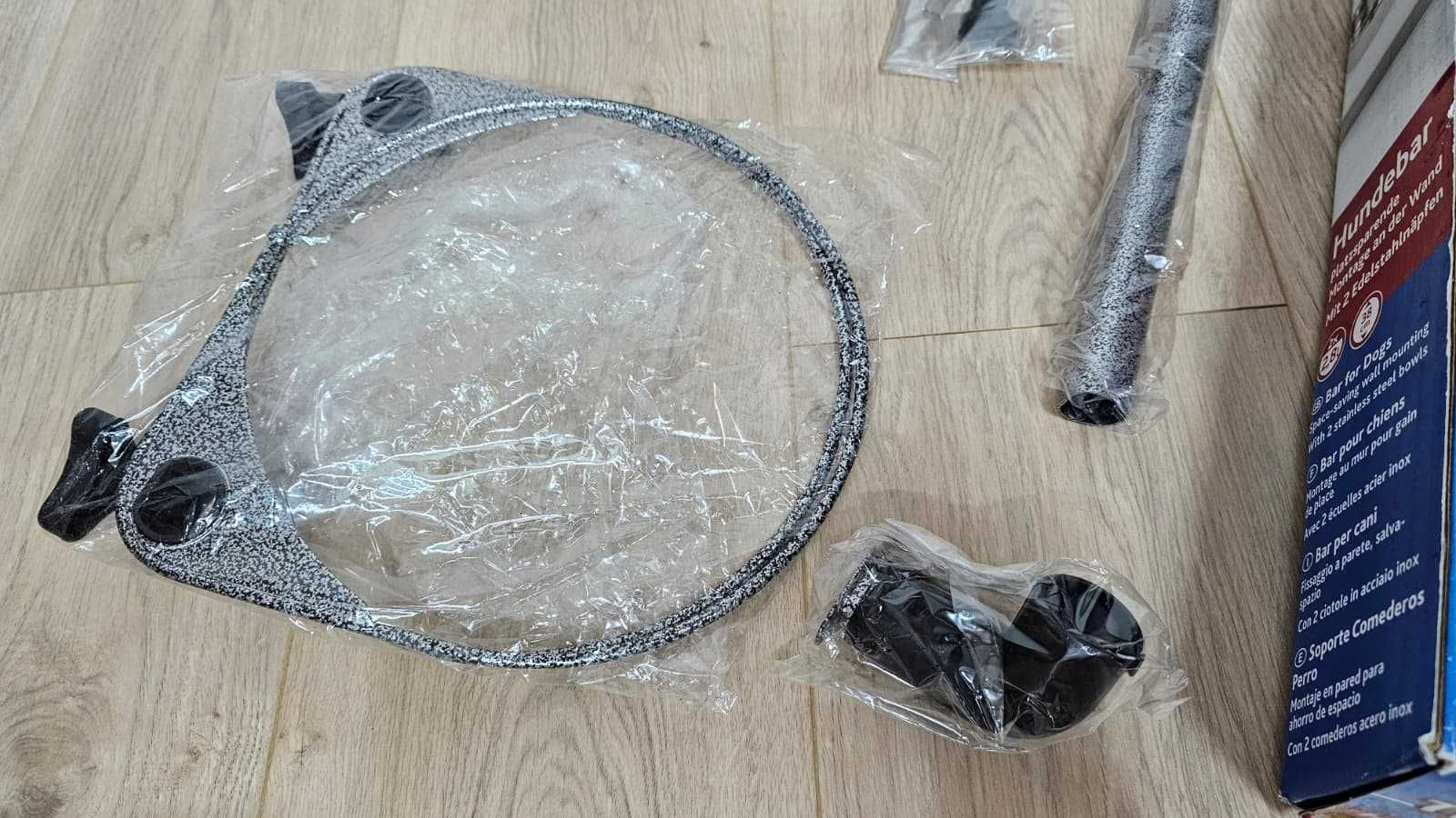 Suporte comedouro TRIXIE para cães com 2 taças (NOVO)