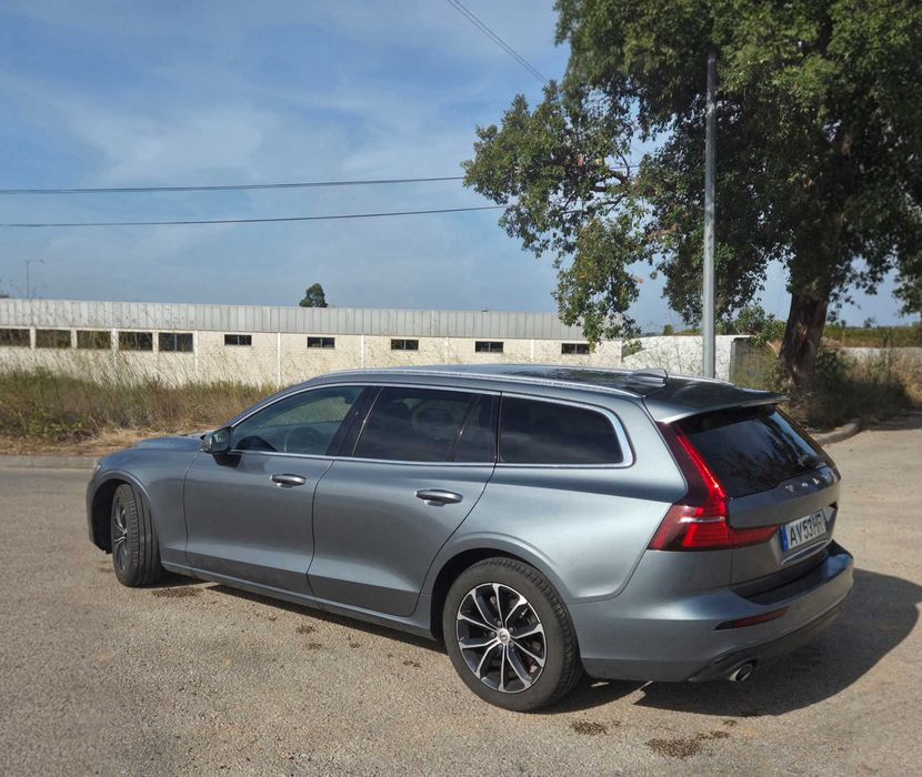 Volvo V60 2.0 D4 190cv Momentum Plus