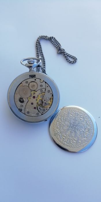 Relógio de bolso Molnija
