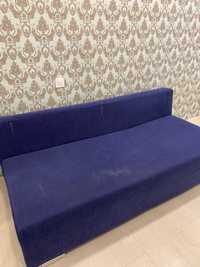 Продам синій диван (тільки самовивіз)