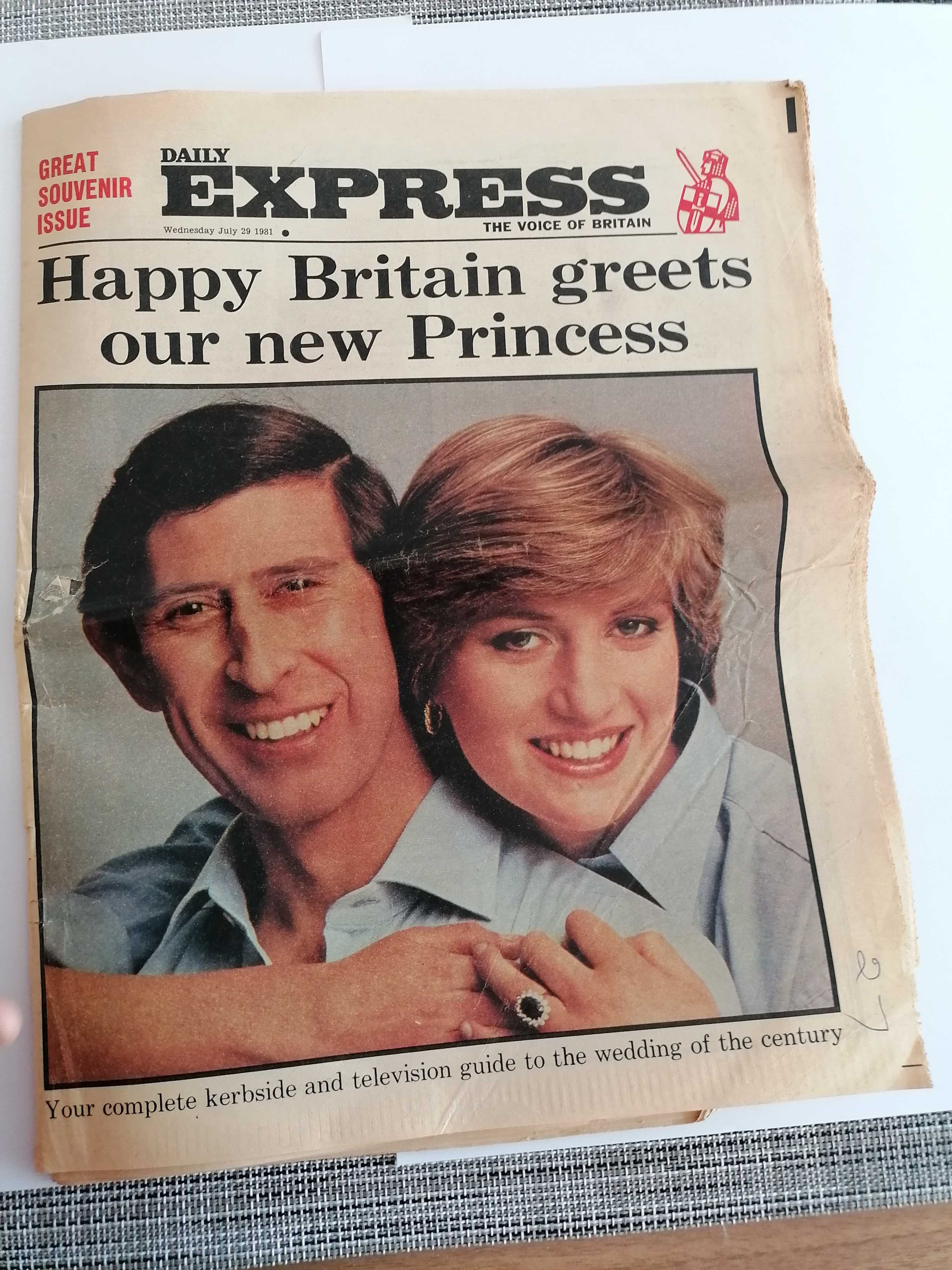 3 Jornais de 1981  grande formato _ Charles e Diana