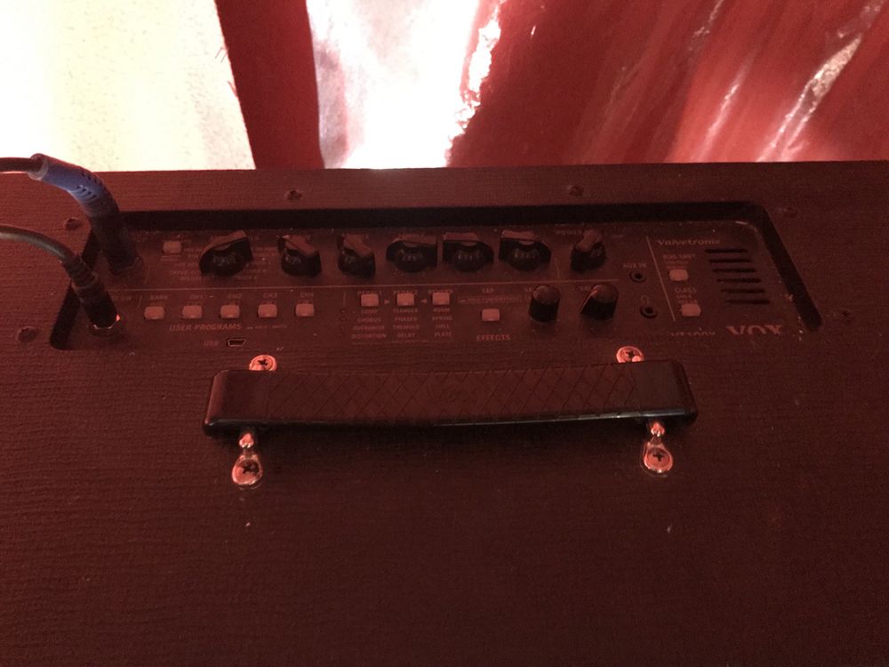 Vox valvetronix 100W
