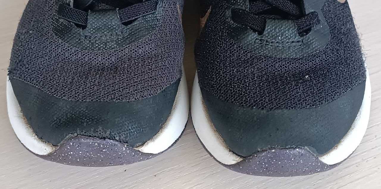 Дитячі кросівки Nike розмір 31.5