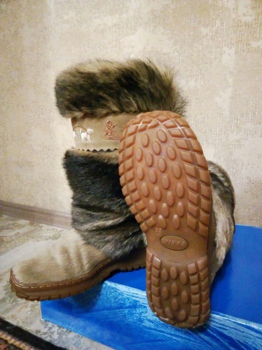 Унти з натурального меха.